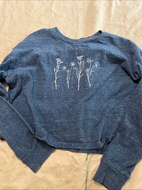 GAP Teen Navy Heather Pullover with White Snowflake Detail